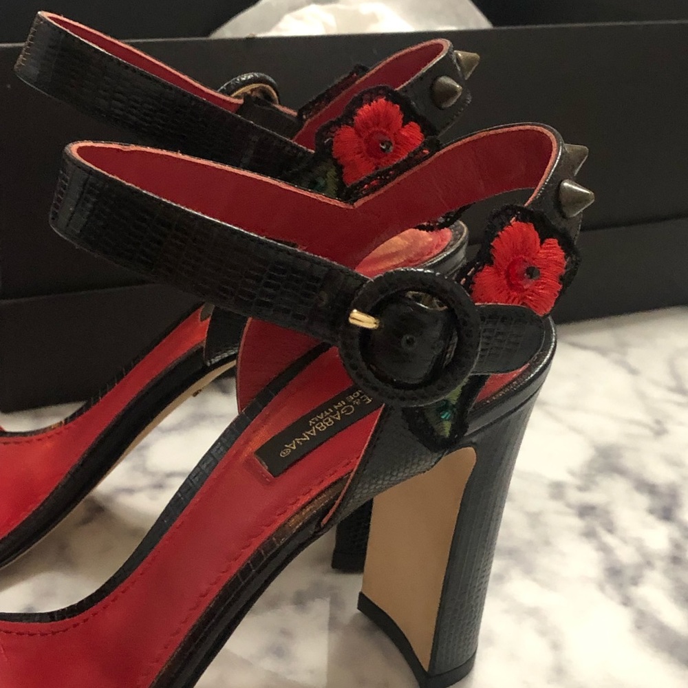 Dolce & Gabbana Embossed Leather Heels - Picture 11 of 16